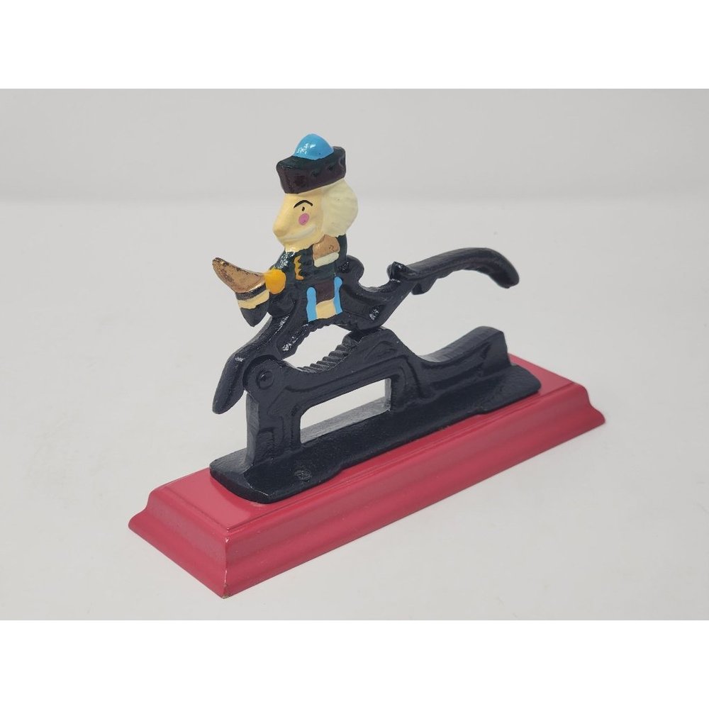 Vintage Cast Iron Nutcracker‎ Soldier Paul Revere Hand Painted On Wood Base